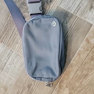 Lululemon belt bag